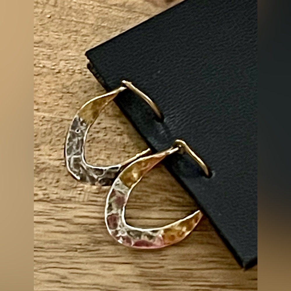 Free People NWT $34 Hammered Gold & Silver Hoop Earrings Two Tone Dangle